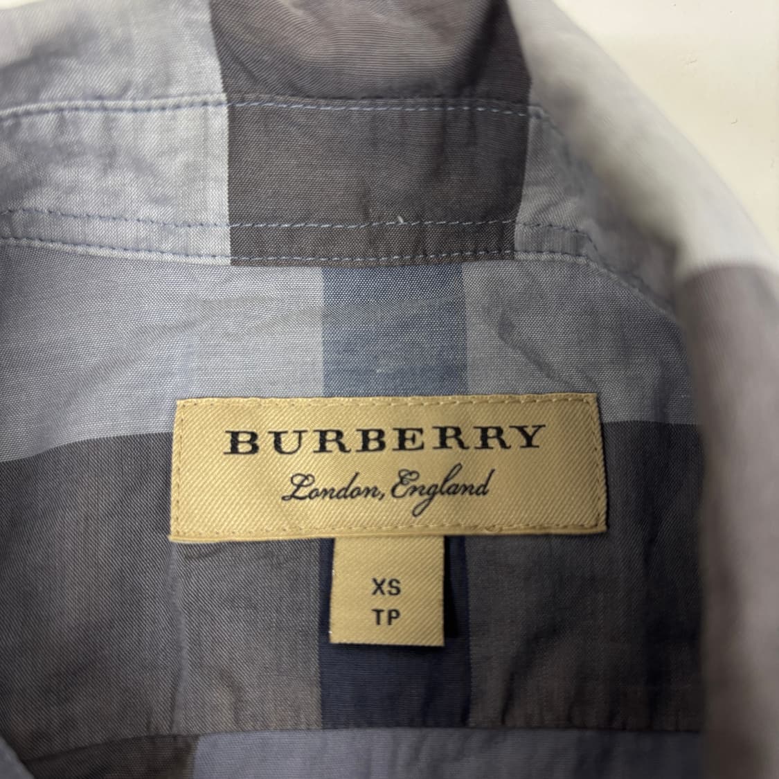 버버리 체크 셔츠  상품이미지6