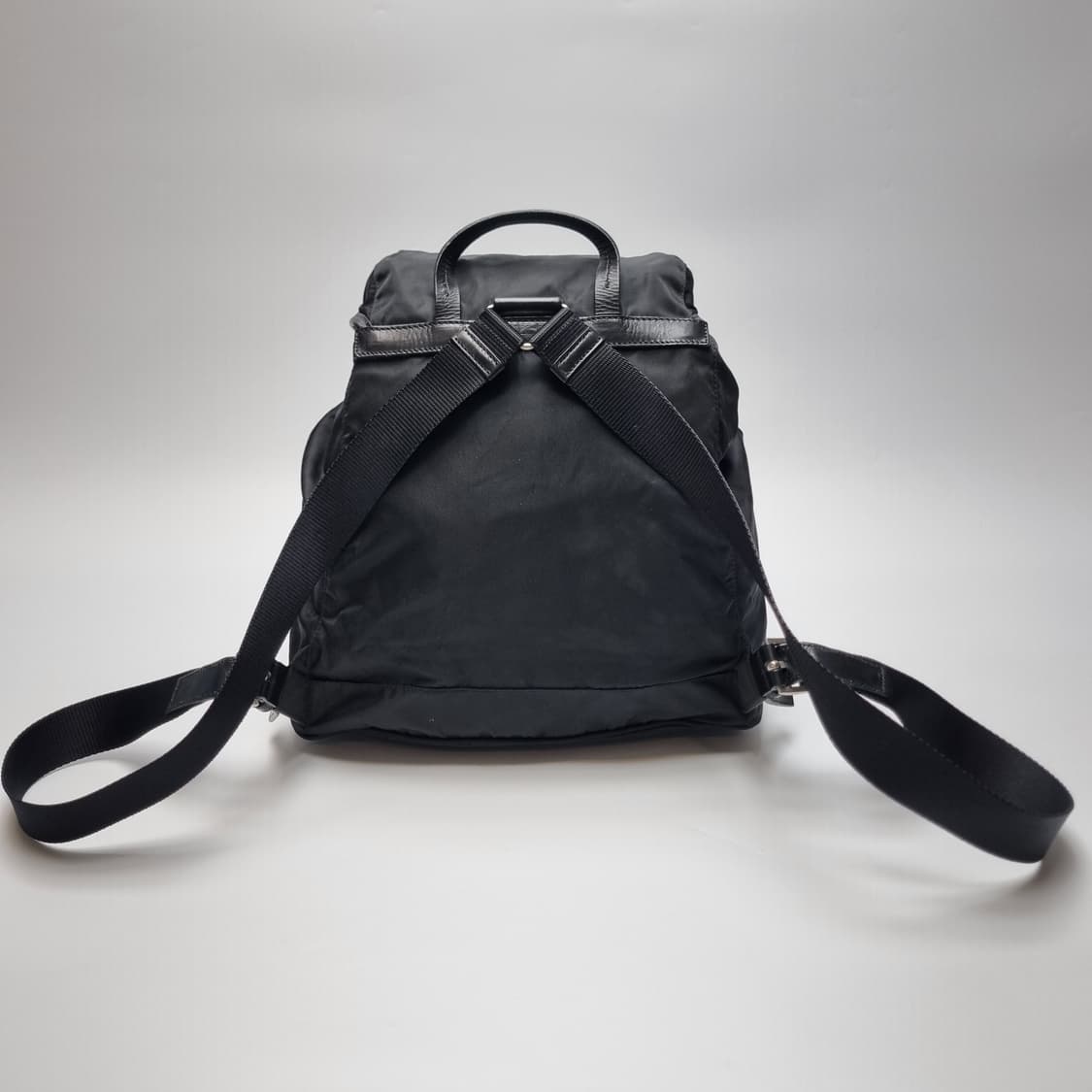 프라다 나일론 백팩 미듐 (상급) 상품이미지4