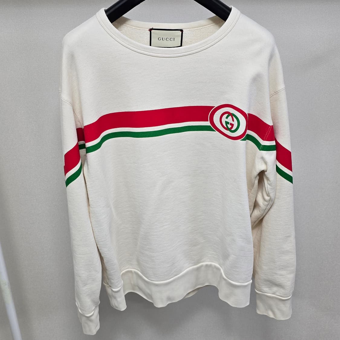 구찌 인터로킹 G 로고 맨투맨 L사이즈 105 판매 상품이미지1