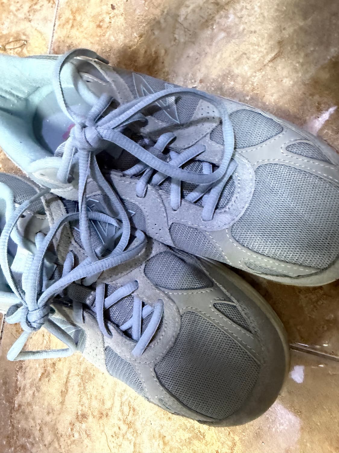 뉴발란스 WW877SB 회색 운동화 250 상품이미지1