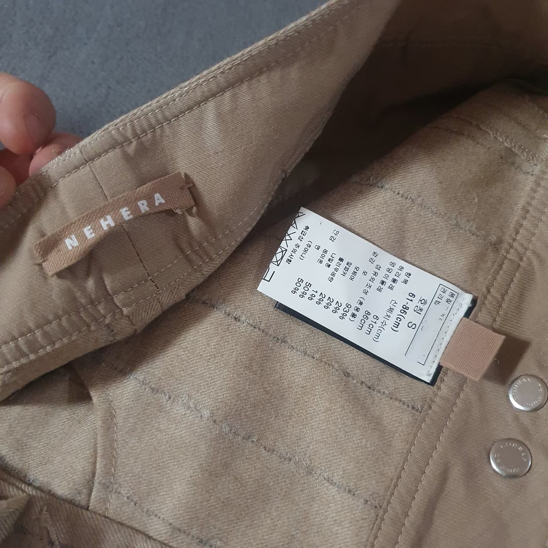 NEHERA 네헤라 비대칭 울 7부 슬랙스 팬츠 상품이미지6