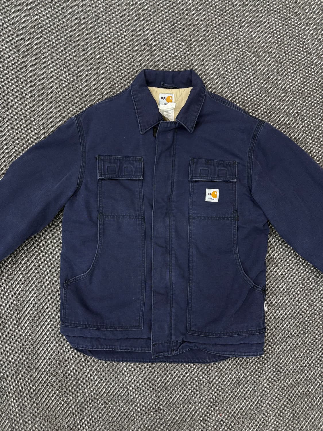 칼하트 누빔 워크자켓 네이비 상품이미지2