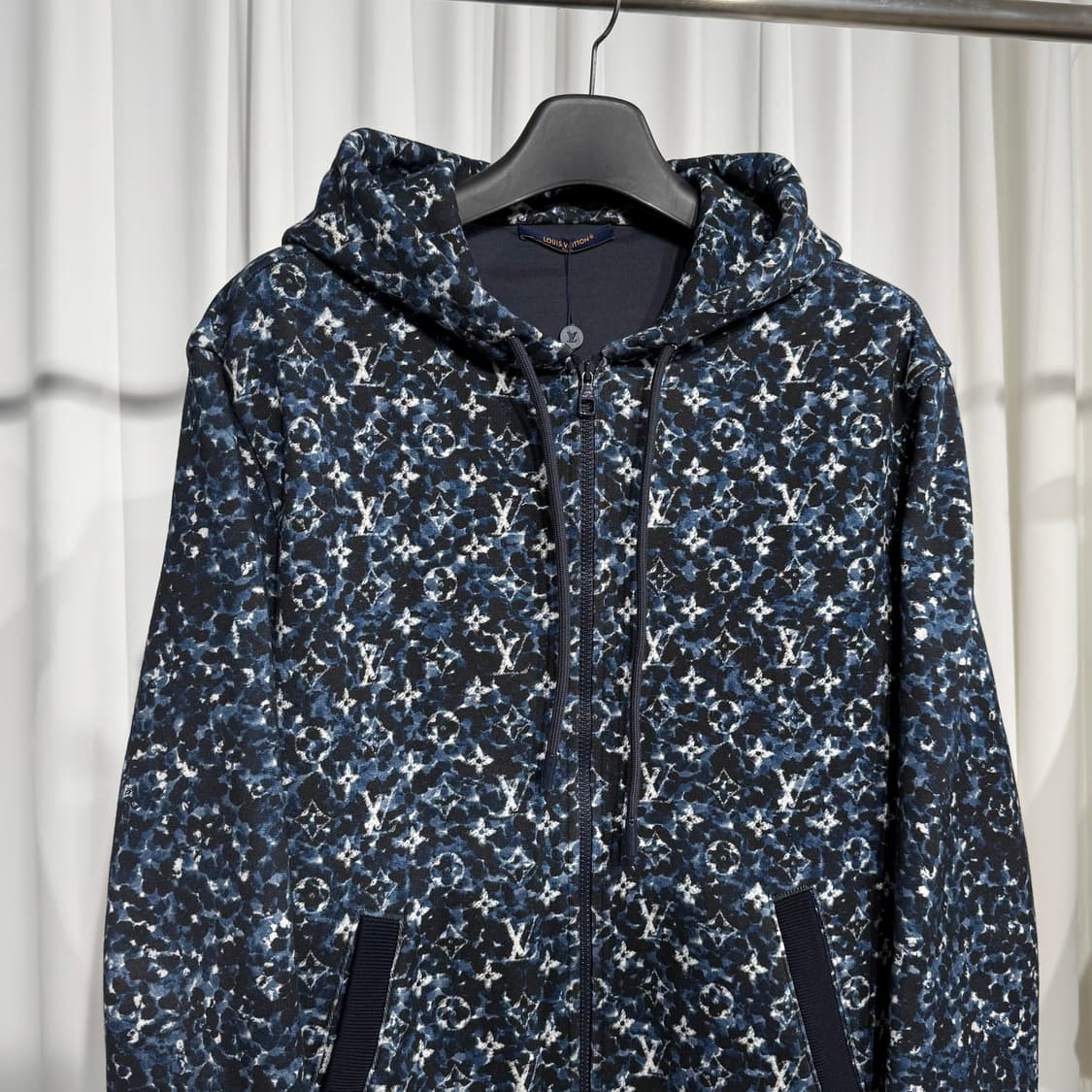 [정품] 루이비통 모노그램 집스루 코튼 후드집업 상품이미지2