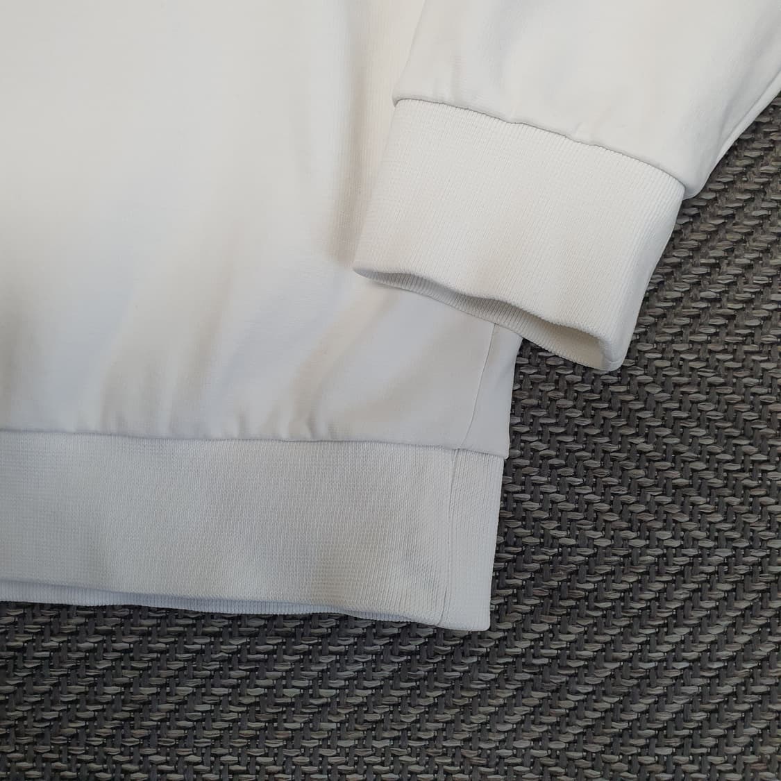 헤지스 간절기 맨투맨 남자105 상품이미지4