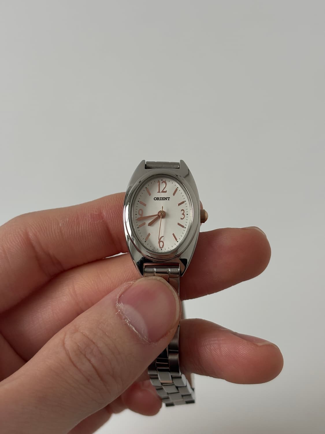 오리엔트 1990년대 빈티지 시계 실버 오벌 쿼츠 여성  상품이미지2