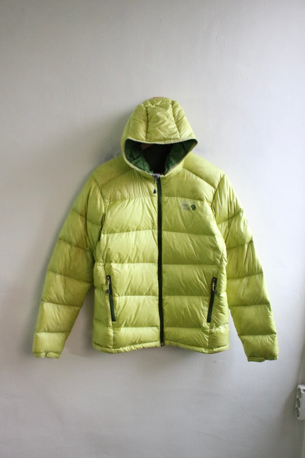 마운틴 하드웨어 다운 파카 상품이미지1