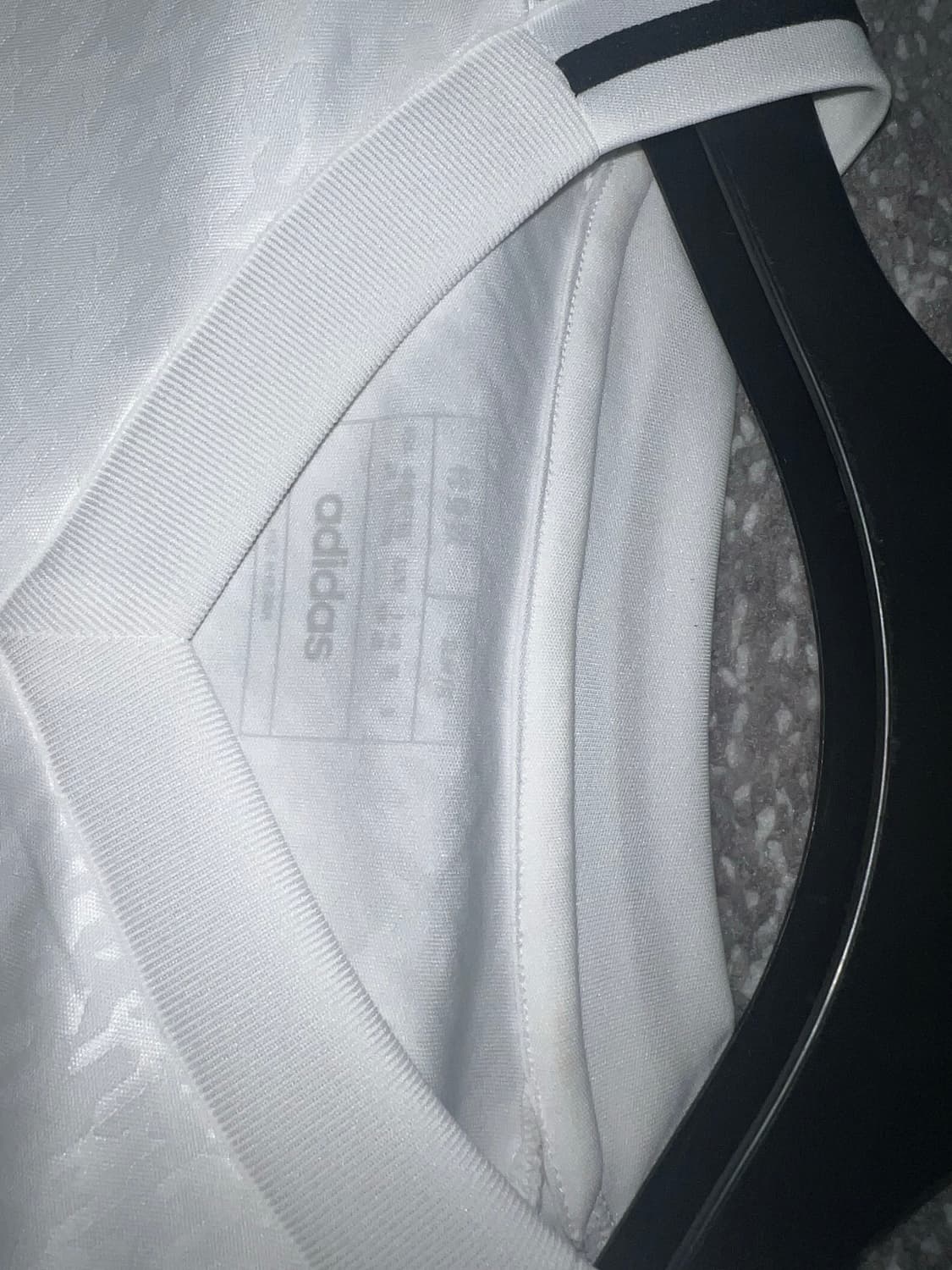 4XL 레알마드리드 유니폼 팝니다 상품이미지3