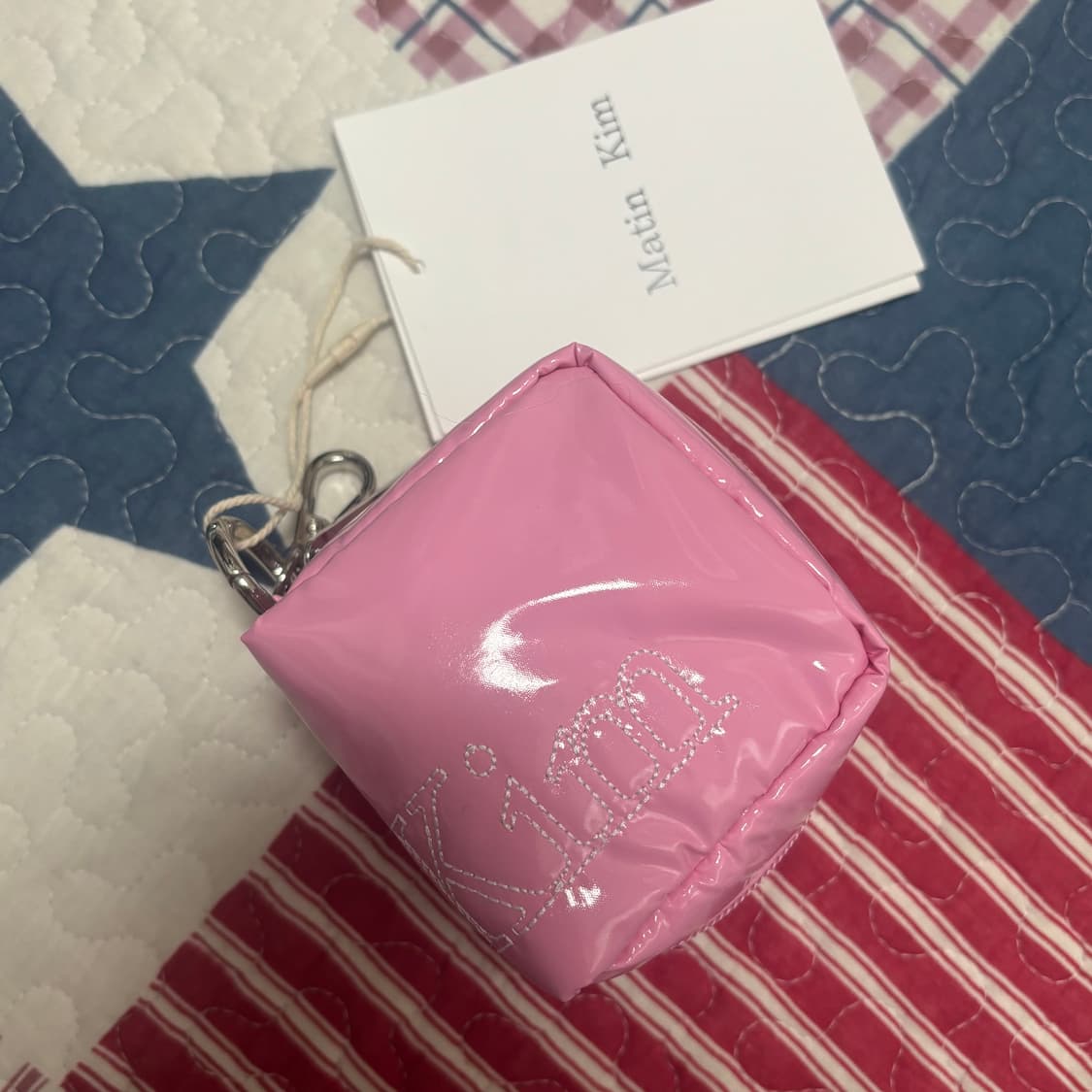 마뗑킴 스티치 큐브 미니 파우치 키링  상품이미지1