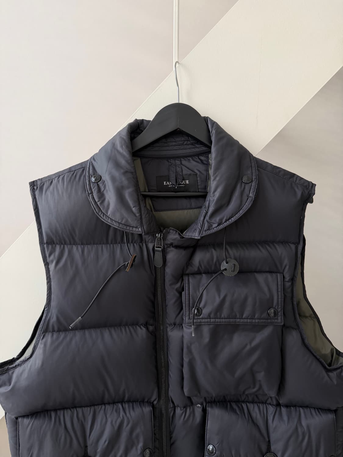 이스트로그 구스 다운베스트  상품이미지2