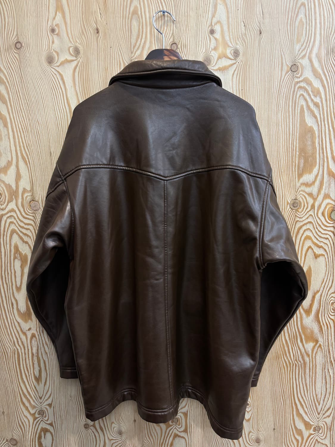 아디다스 90s 데상트 올드스쿨 비건 레더 자켓 상품이미지3