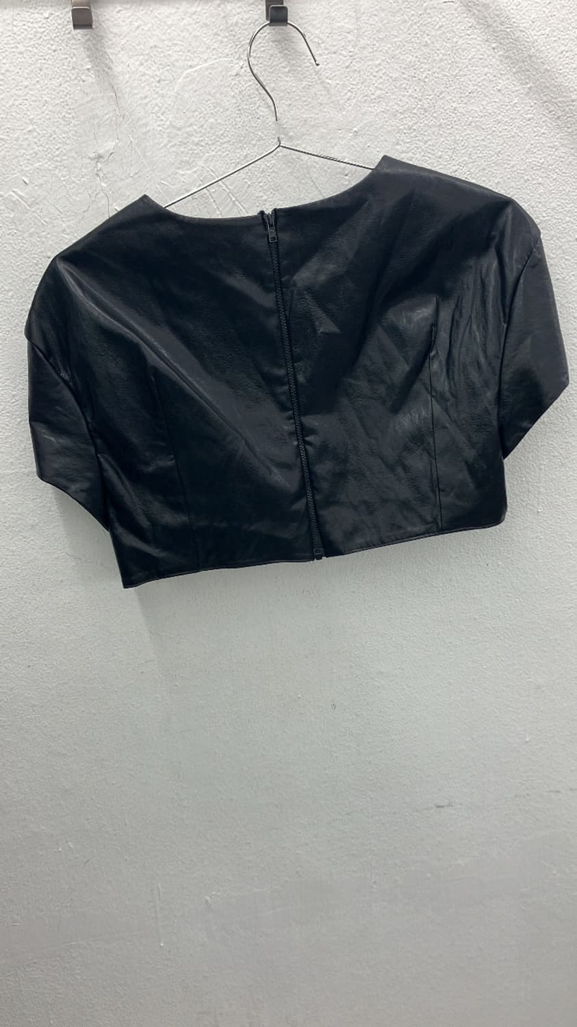 볼레로 레더탑 상품이미지3