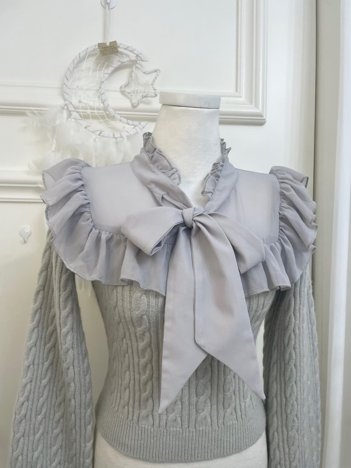 EVELYN sheer gray twist knit ruffle blou 상품이미지5