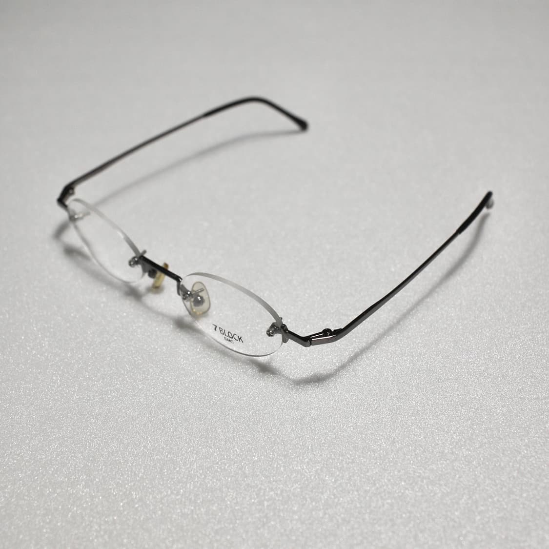 7BLOCK 미니멀 무테 안경 상품이미지4