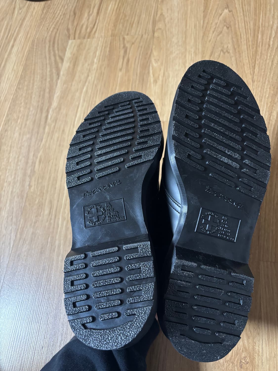 닥터마틴 1461 모노 상품이미지3