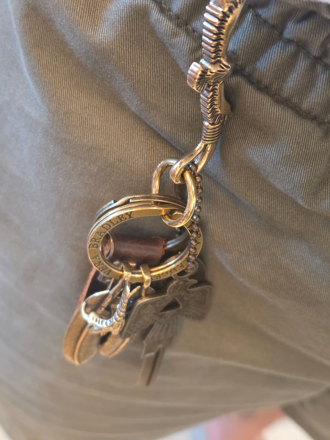 3cross gold brass double wing  keyring 상품이미지7