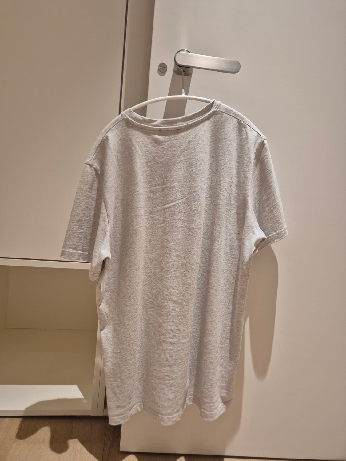 A.P.C. 그레이 반팔티 L 상품이미지2