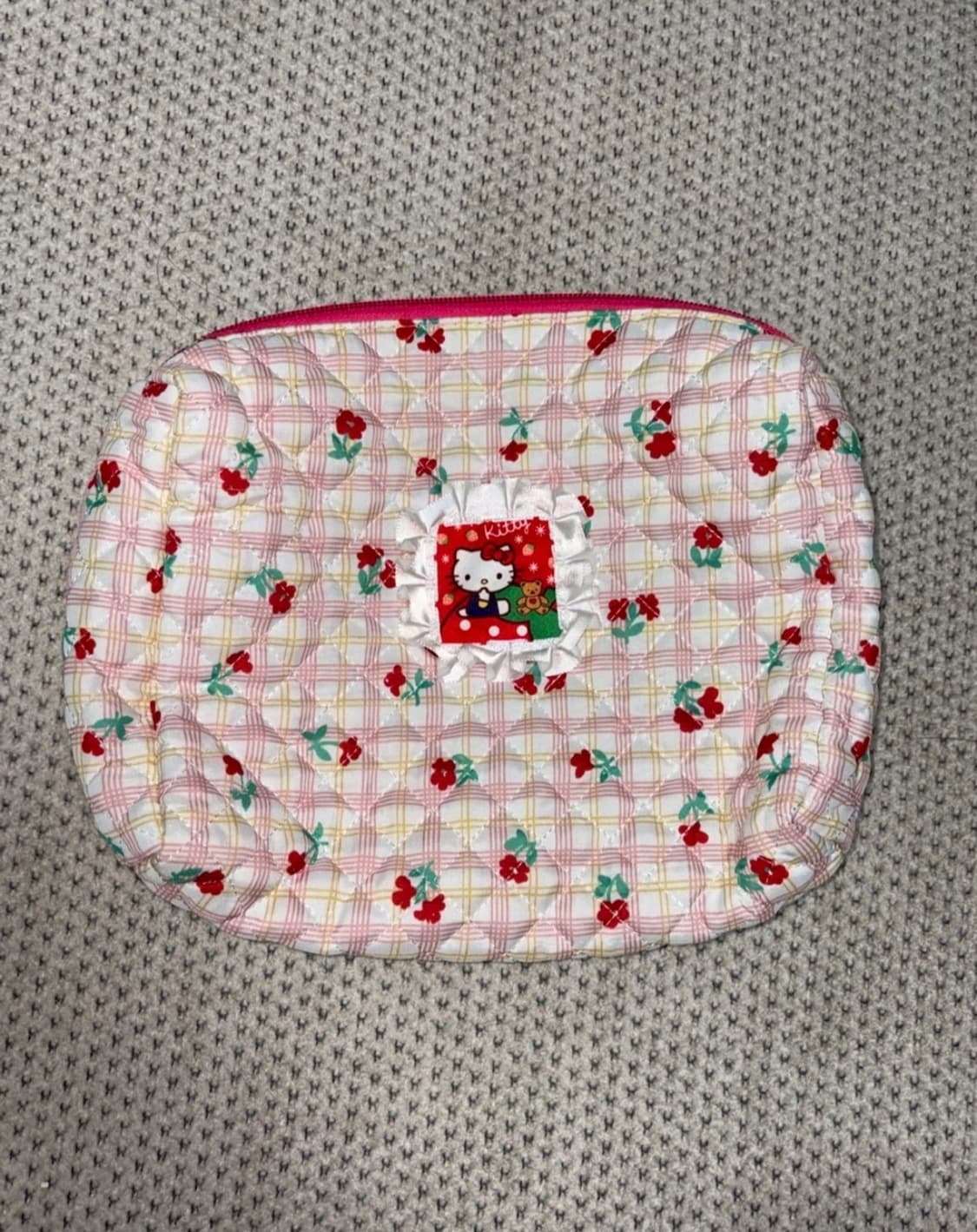 헬로키티 퀼팅파우치 상품이미지1