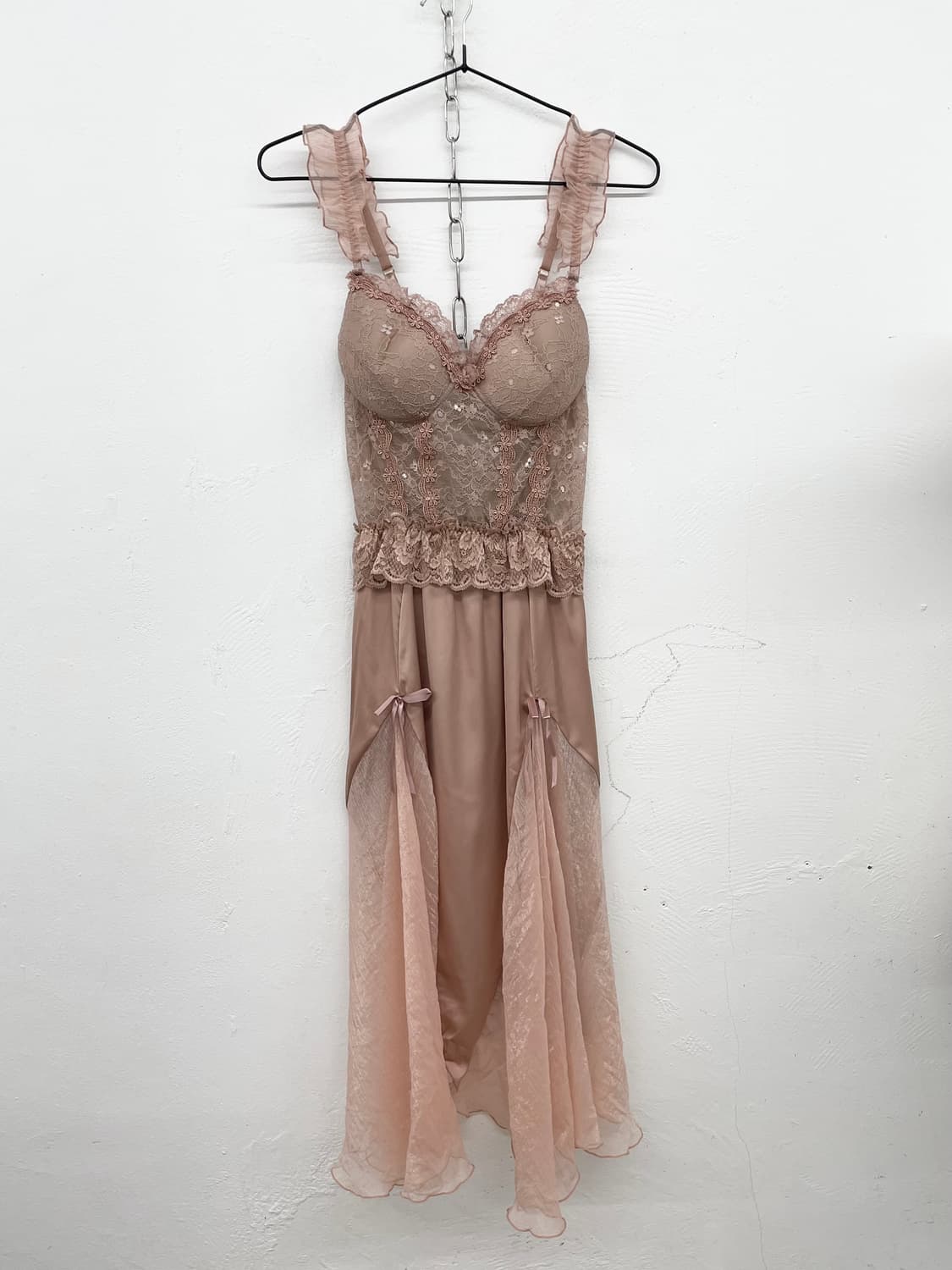 엔틱 레이스 새틴 프릴 슬립 상품이미지4