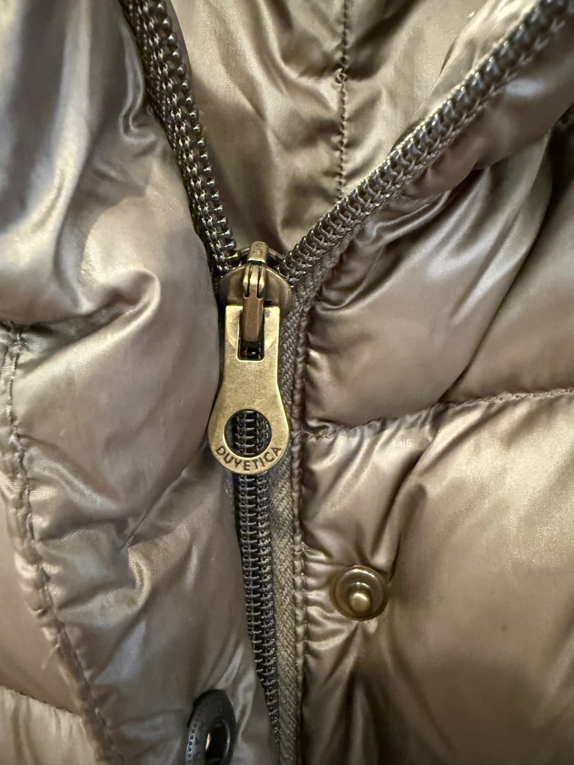 듀베티카 구스 패딩 래빗카라 40사이즈 상품이미지4