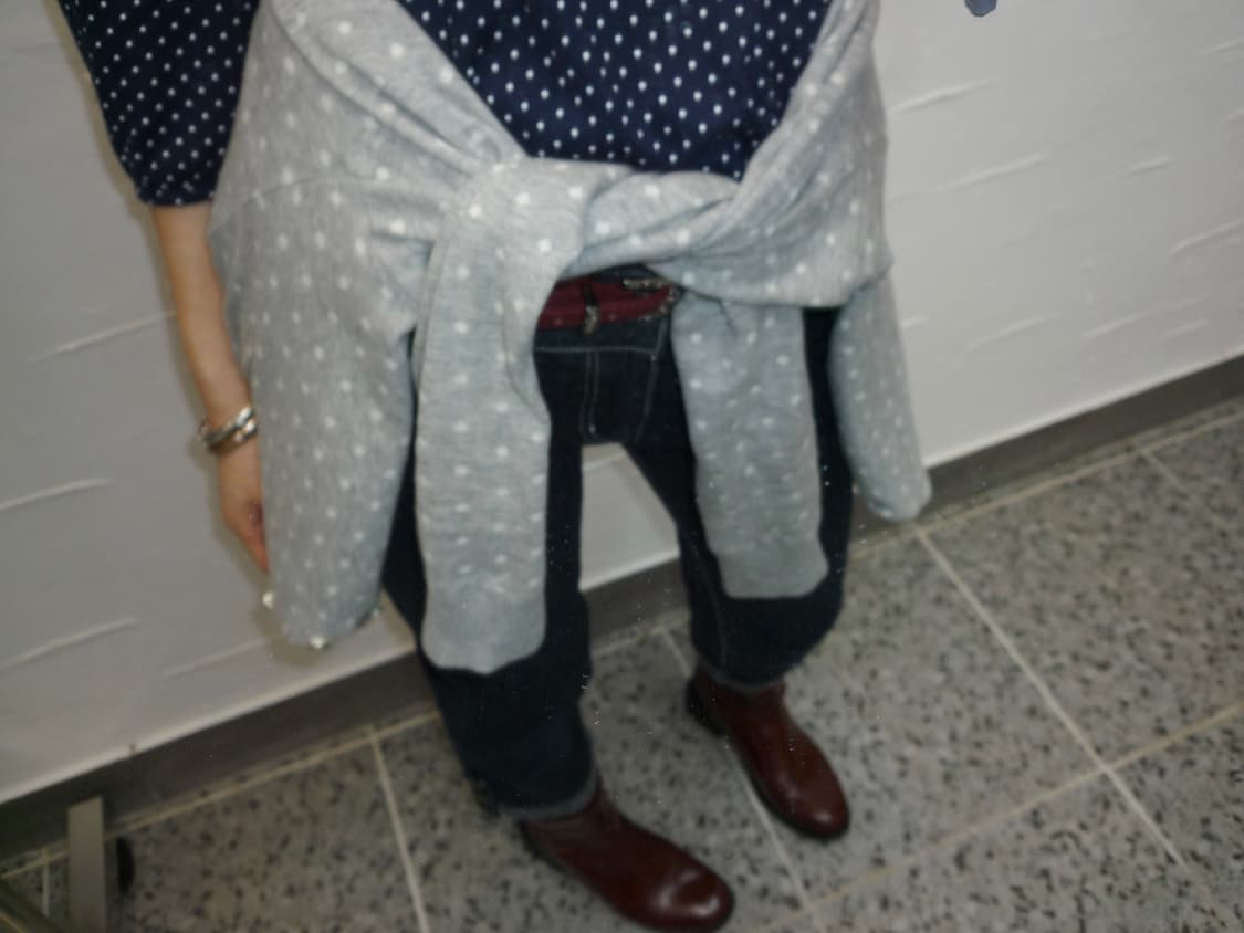 Dot pattern grey cardigan 상품이미지2