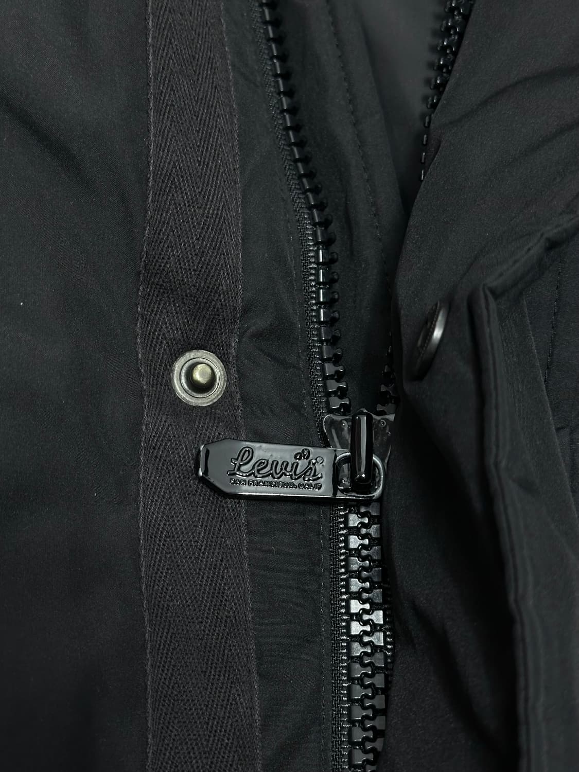 리바이스 포켓 후드 덕다운 패딩 상품이미지5