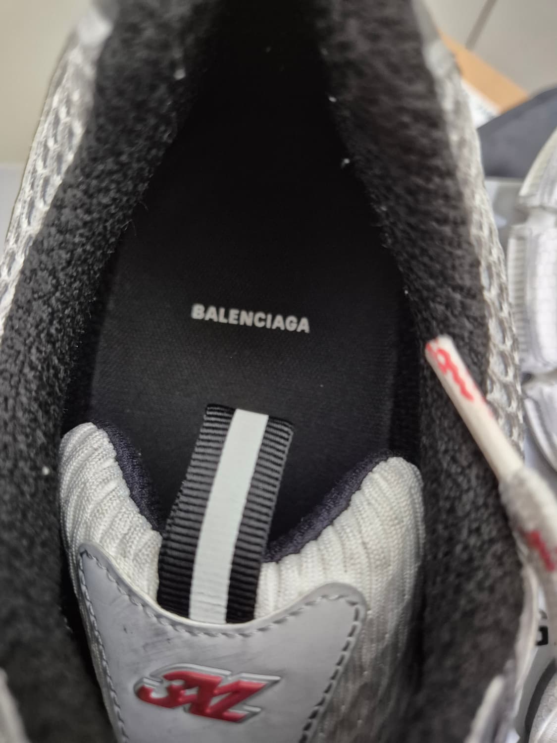 발렌시아가 3XL 그레이레드 상품이미지4