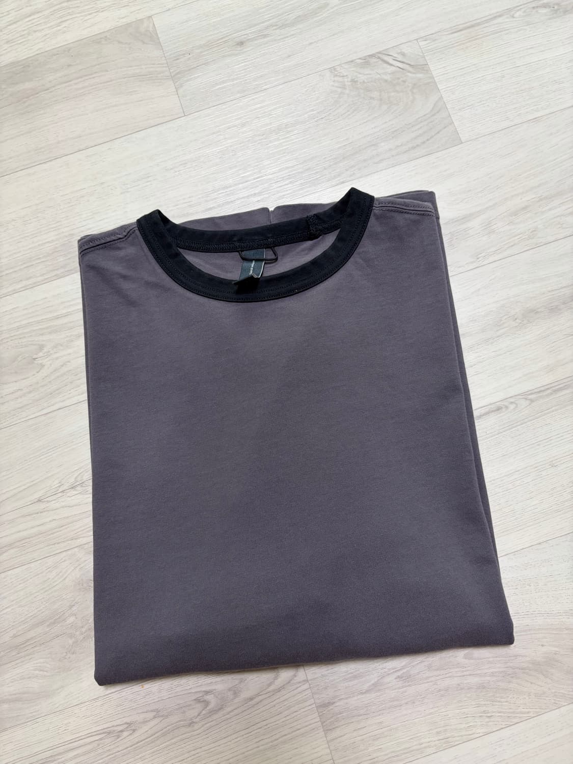 모이프 25SS 링거티 긴팔 1사이즈 판매 상품이미지4