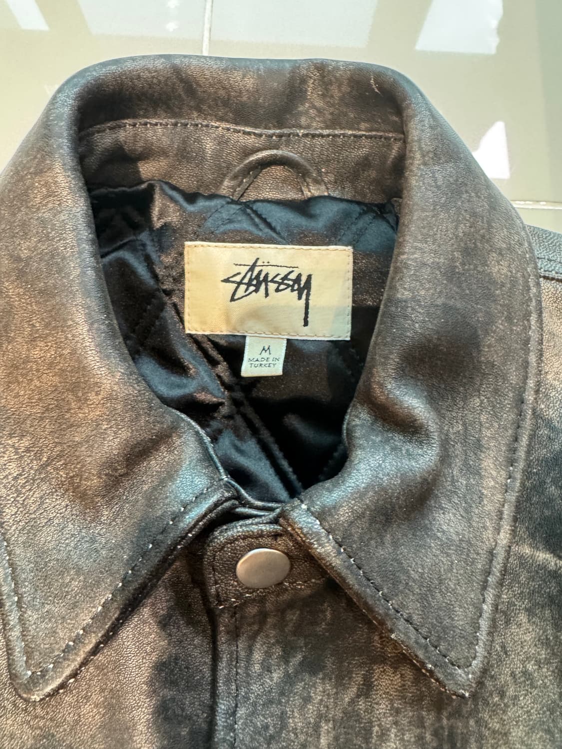 스투시 레더 오버셔츠 워시드 블랙 상품이미지3