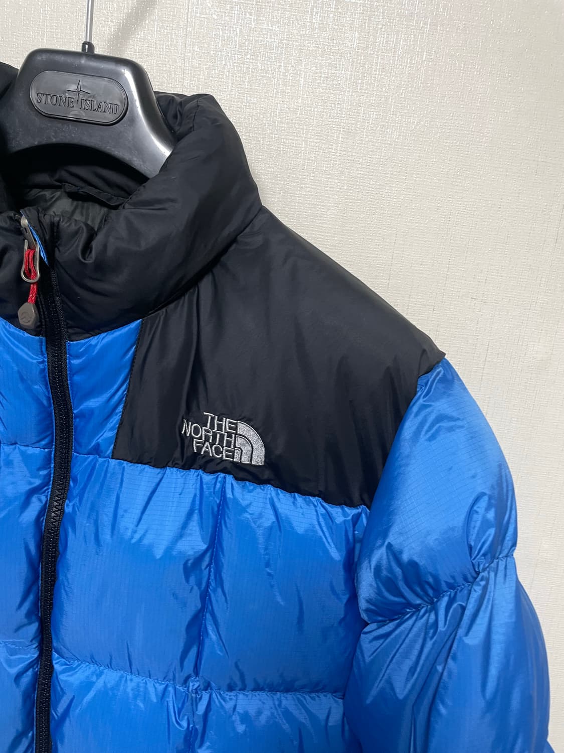 노스페이스 써밋 경량패딩 퍼텍스 필파워800 100사이즈 상품이미지3