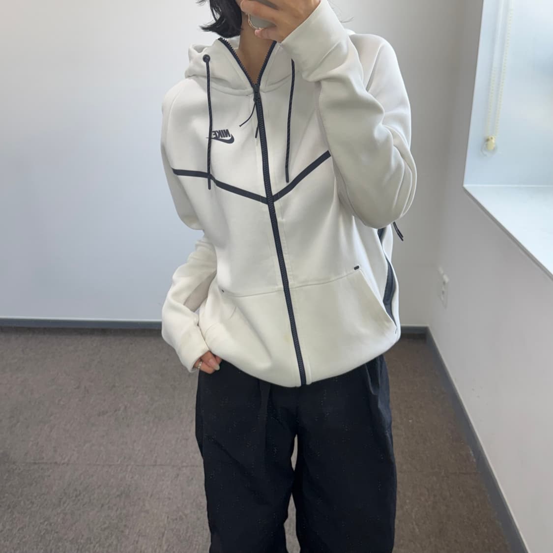 Nike 나이키 테크팩 화이트 후드집업 상품이미지2