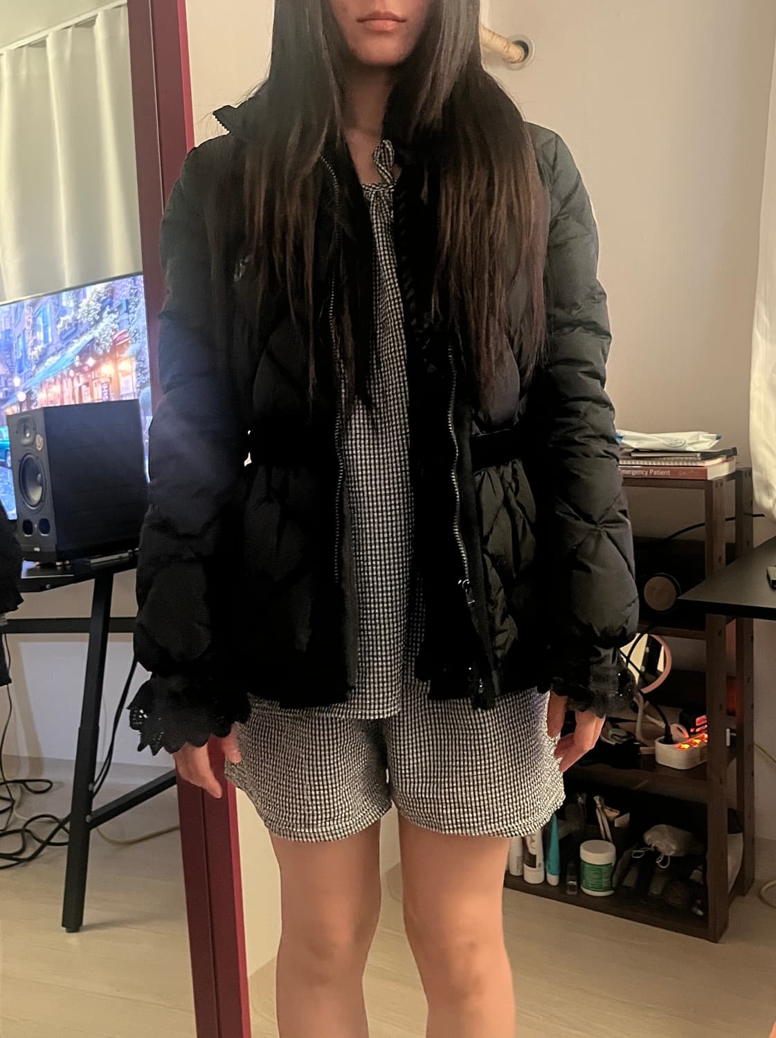 몽클레어 여성 숏패딩 (앞면스티커자국 세탁시 거의새거) 상품이미지7
