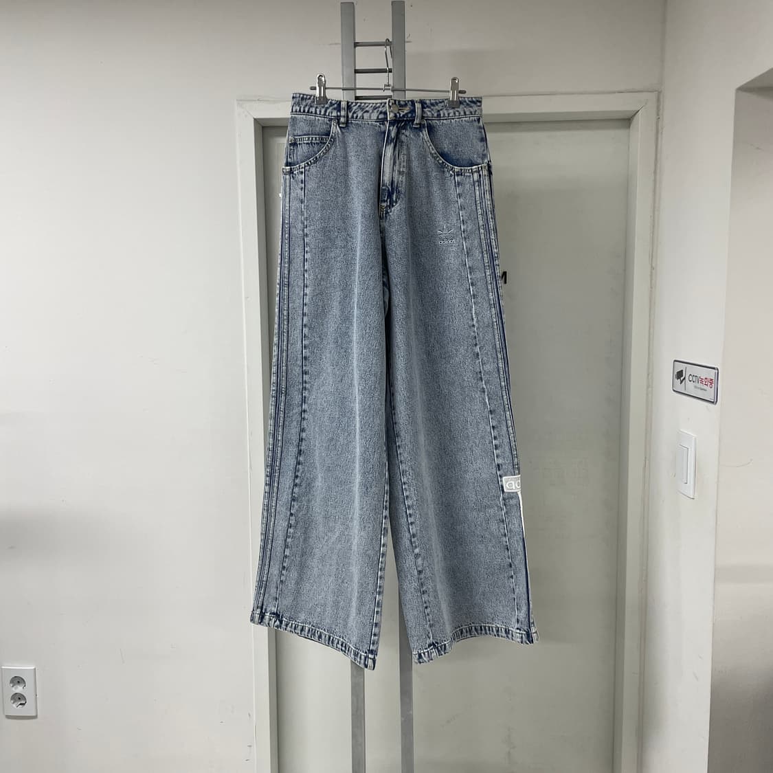 아디다스 와이드 데님 팬츠 29 상품이미지1