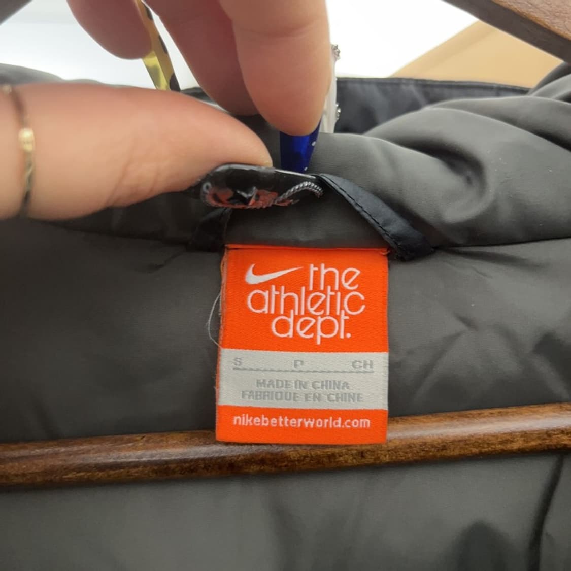 나이키 올드스쿨 캐주얼시크 덕다운 푸퍼 패딩 S C08583 상품이미지5