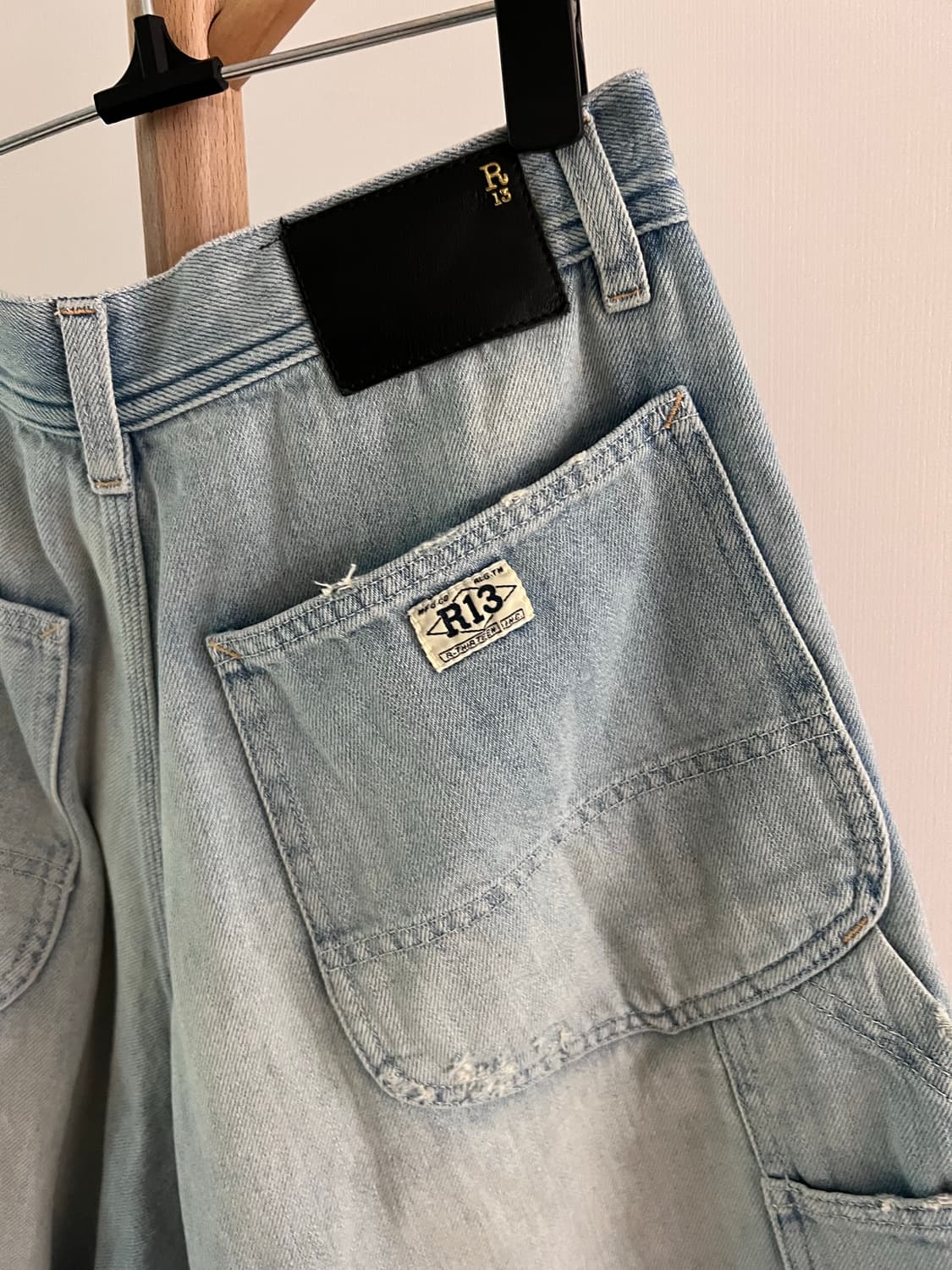 R13 데님 쇼츠 25SS 상품이미지3