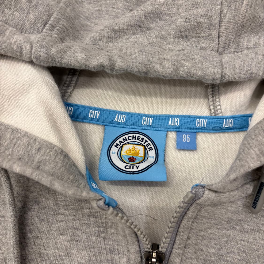맨체스터 시티 빅로고 그레이 후드집업 상품이미지4