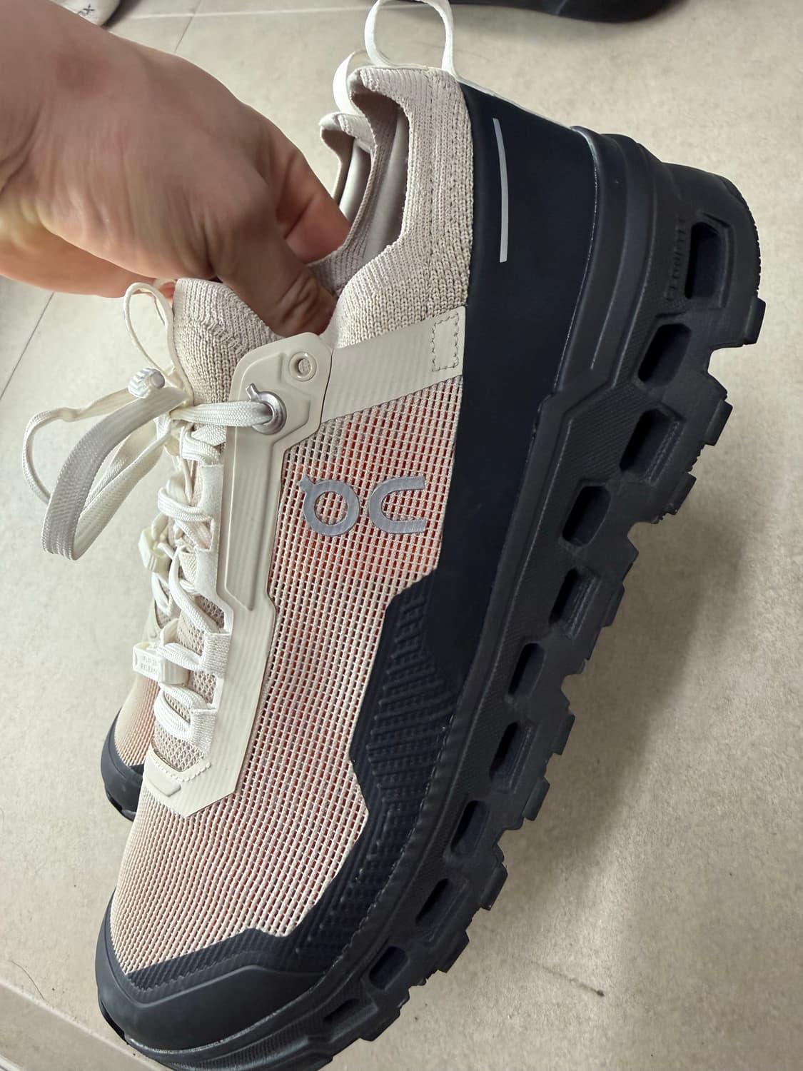 클라우드 울트라2 샌드블랙 43 상품이미지3