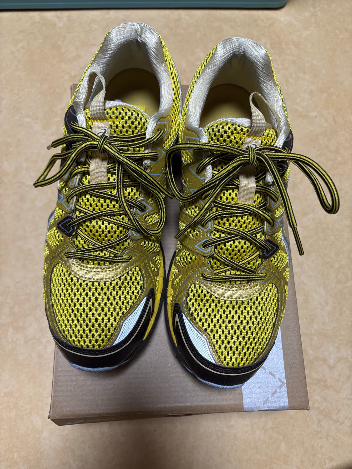 아식스 키코 스튜디오 젤 카야노 20 옐로우 판매! 상품이미지3