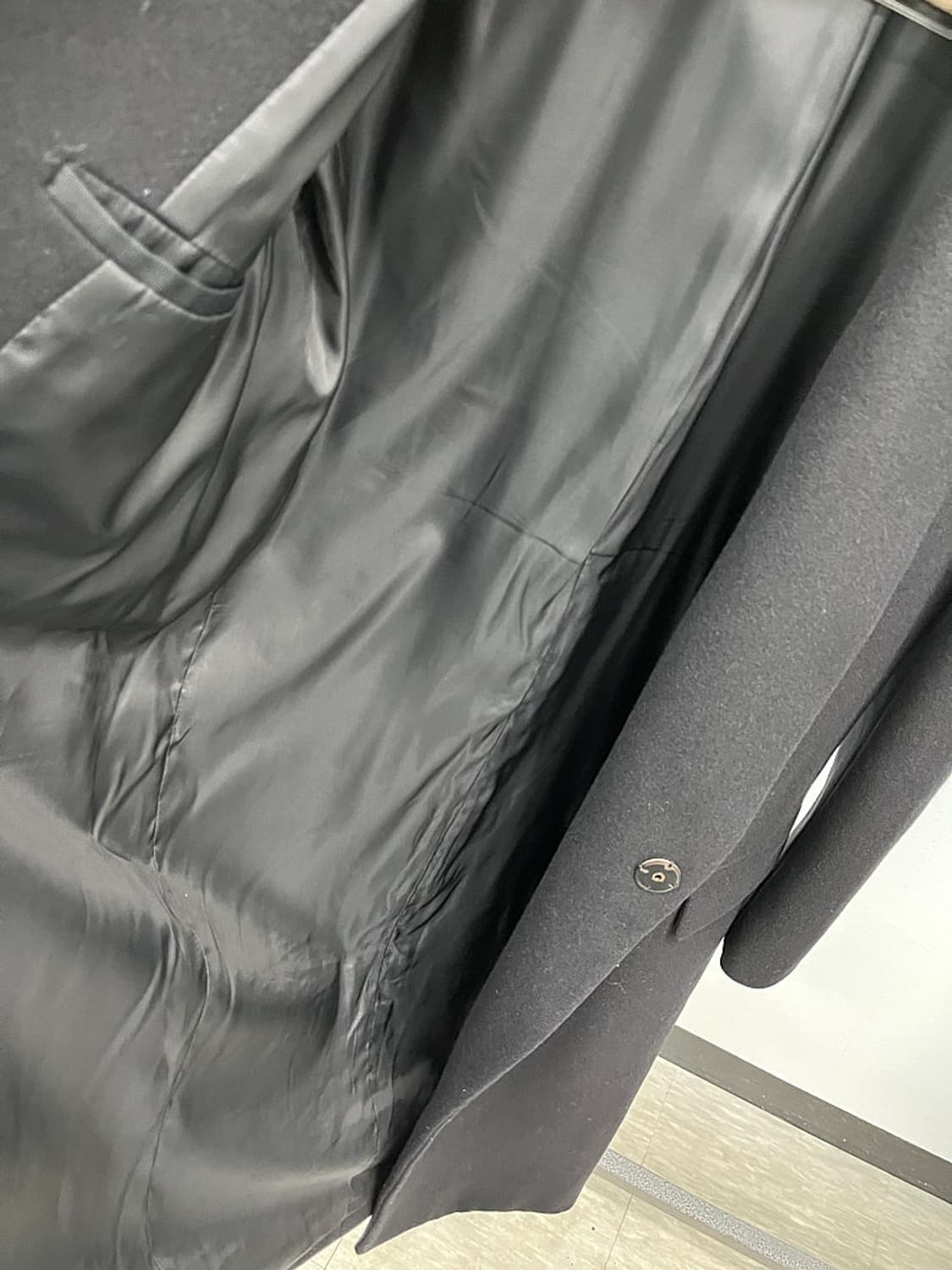 슬림100) 솔리드옴므 블랙 싱글코트 상품이미지3