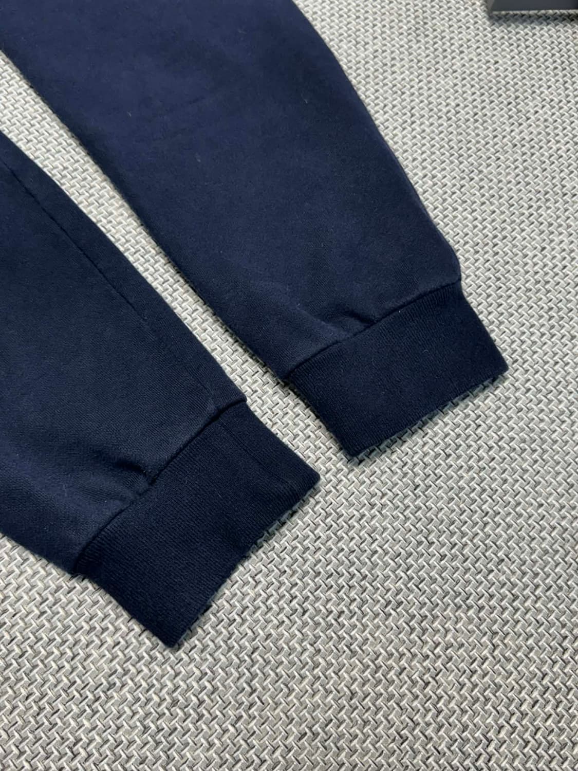 톰브라운 조거팬츠 트레이닝 바지 팬츠 상품이미지5