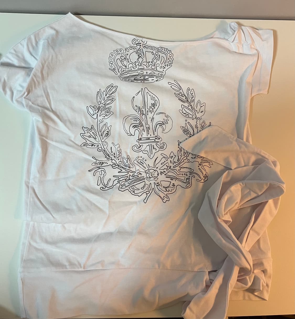 스컬프터 chateau shithole tie tee (white) 상품이미지2