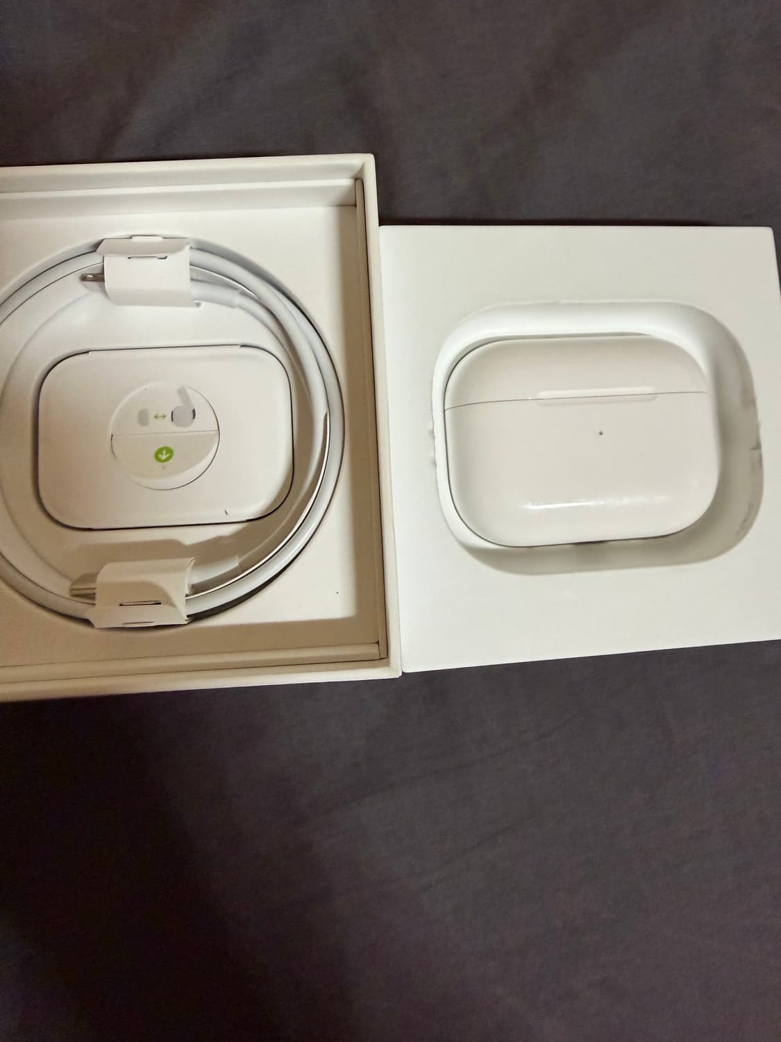 애플 에어팟 프로 2 라이트닝 8핀 상품이미지2