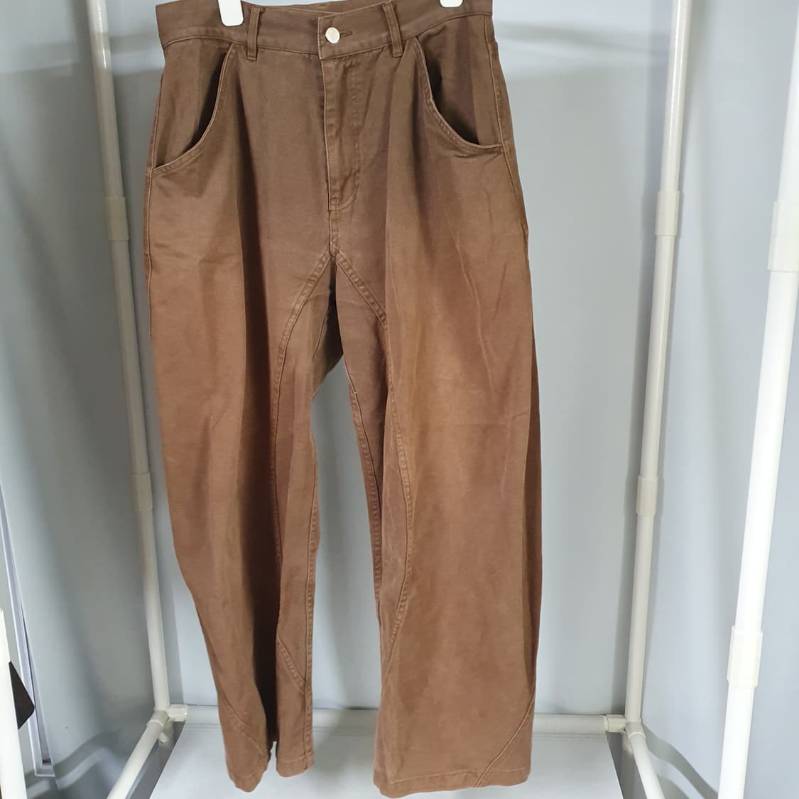 파르티멘토 커브드섹션 와이드 치노 팬츠 상품이미지1