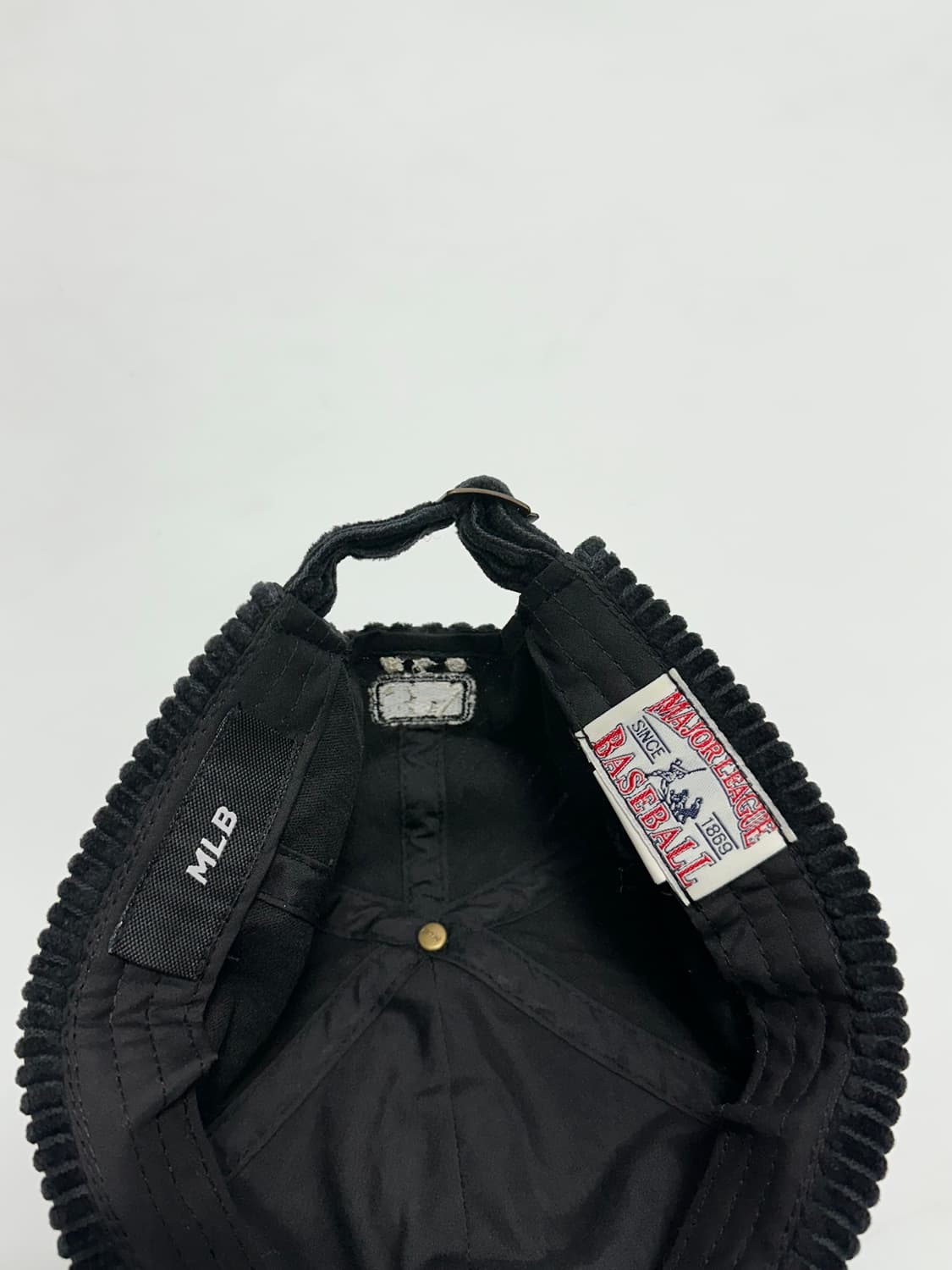 MLB 엠엘비 뉴욕양키스 코듀로이 와치캡 블랙 상품이미지7