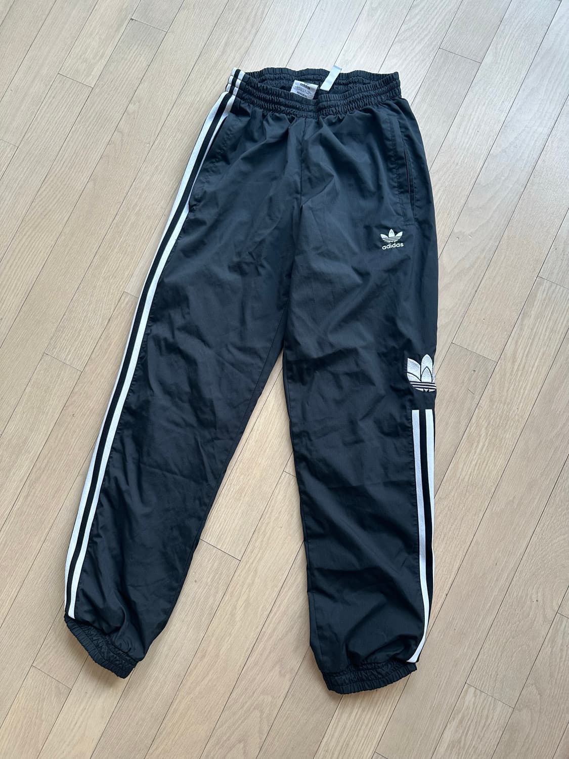 [3회착용.정가18] adidas 힙한 트랙 팬츠 아디다스 조거팬츠 상품이미지1