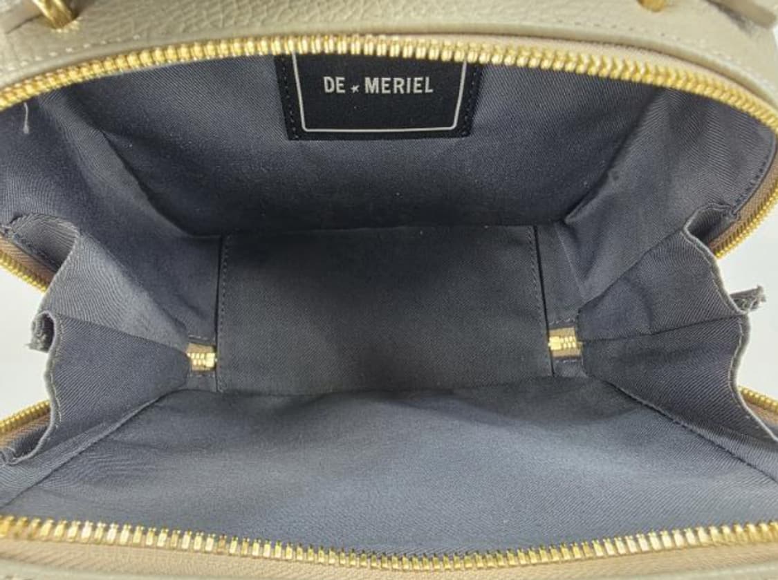 드메리엘 크로스백 상품이미지9