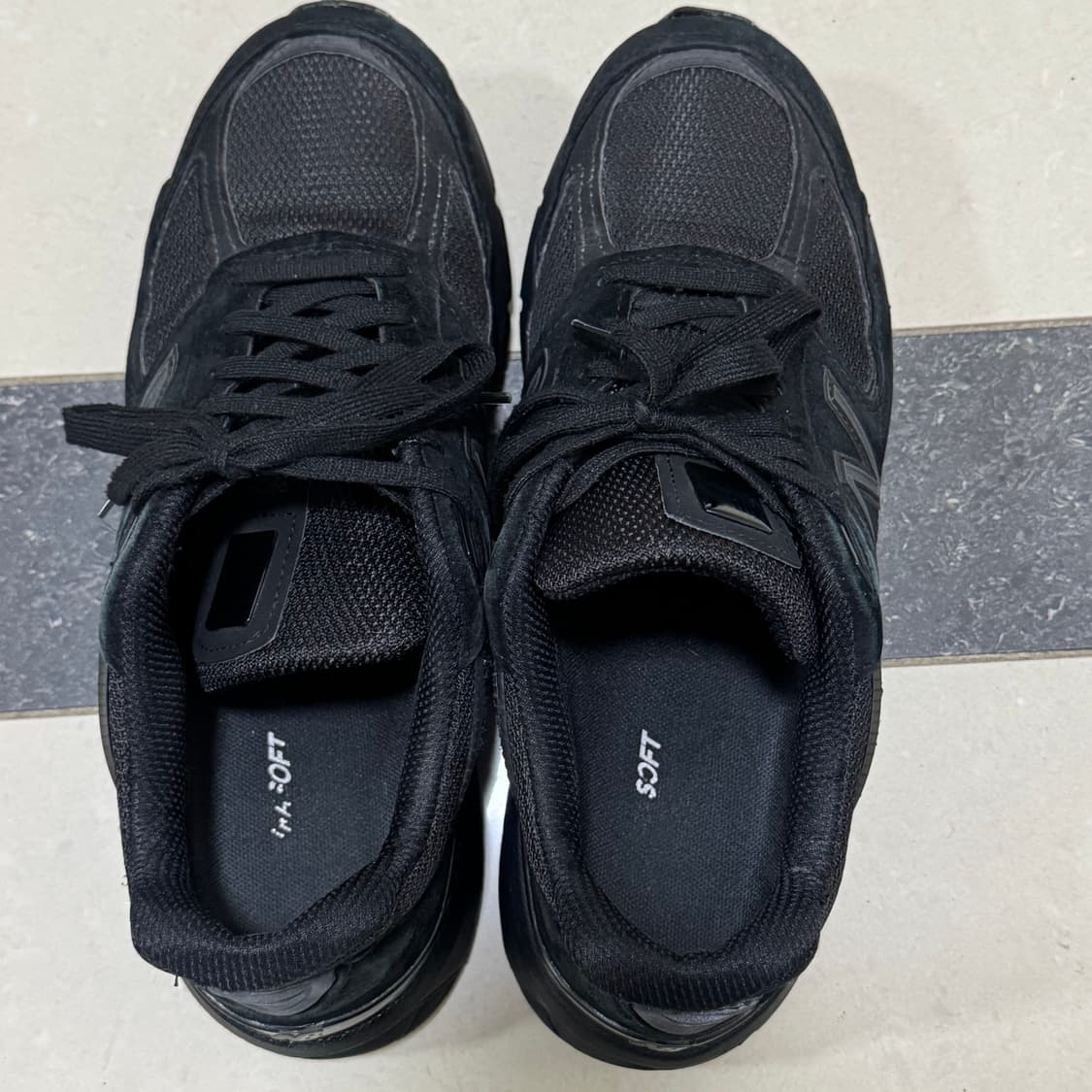 뉴발란스 990v5 D 트리플블랙 265 상품이미지10