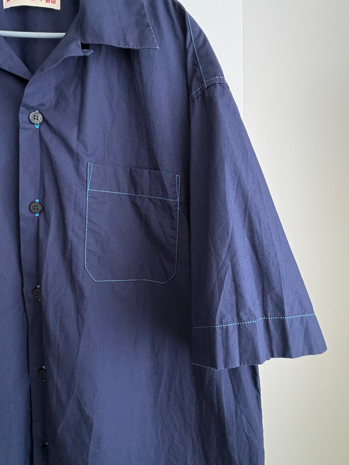 유니클로X마르니 하프 셔츠 네이비 상품이미지3