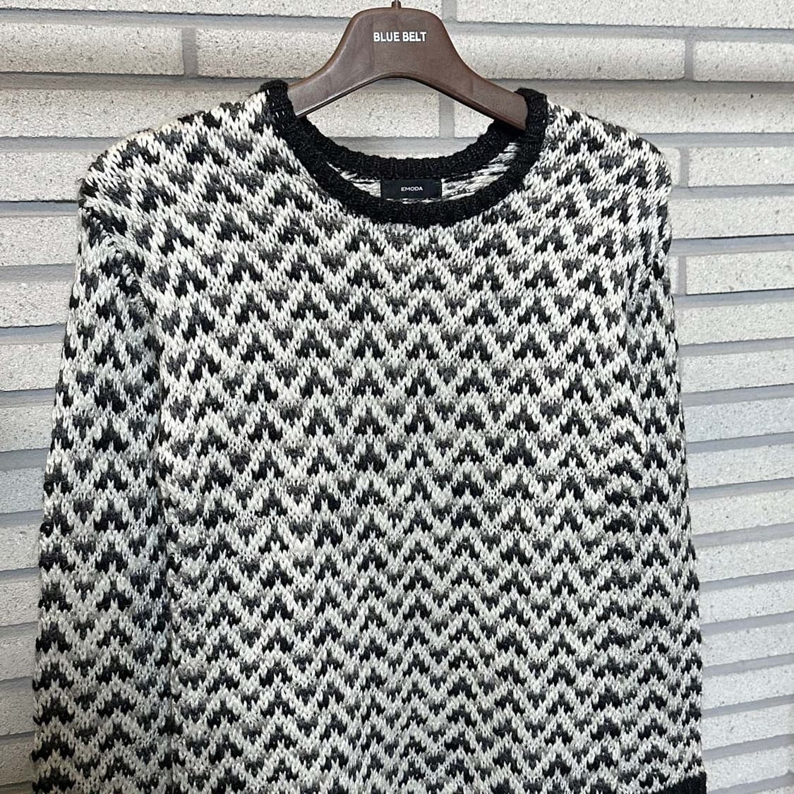 JPN VINTAGE 롱 니트 헤링본 패턴 라운드넥 디테일 화이트 블랙 상품이미지4