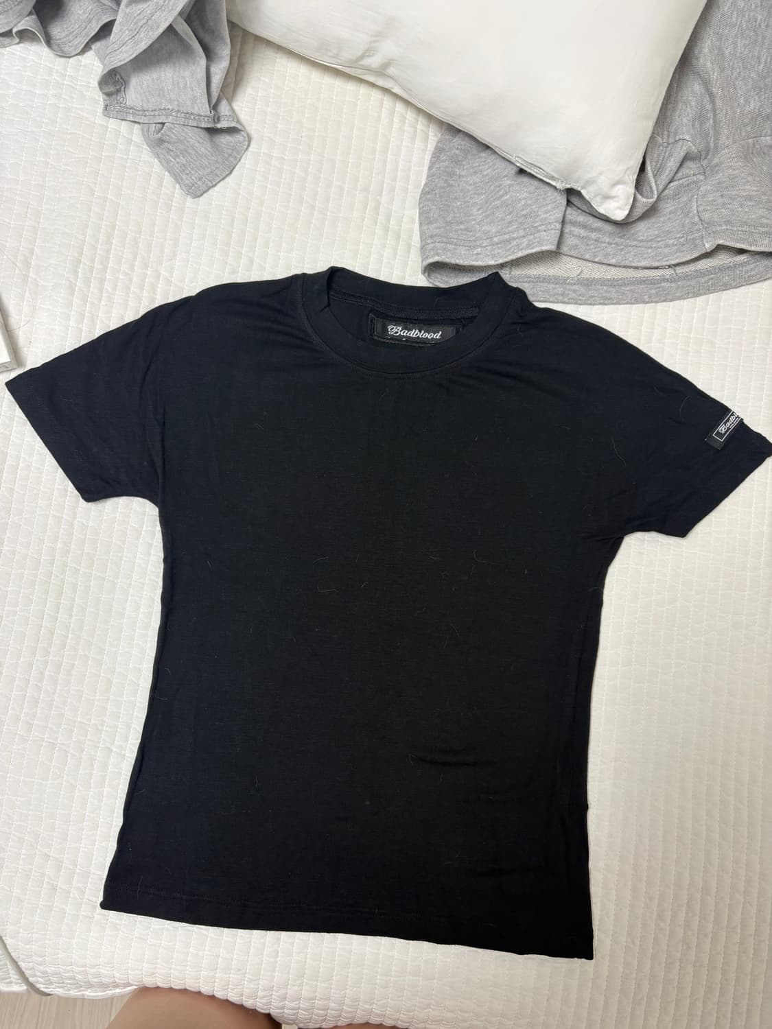 배드블러드 반팔티 블랙xs 상품이미지1