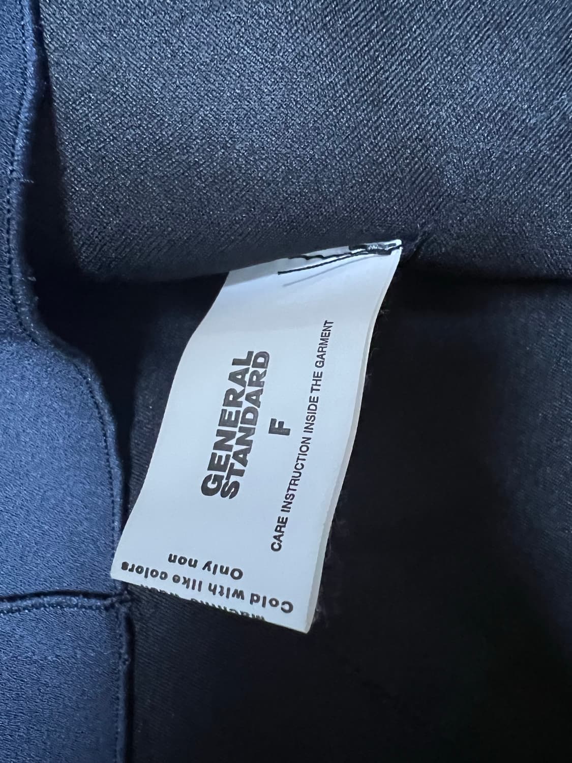 제네럴스탠다드 네이비 반팔 상품이미지4